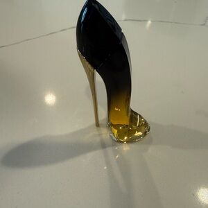 Good Girl Carolina Herrera New York Jasmine Absolute Eau De Parfum Miniature